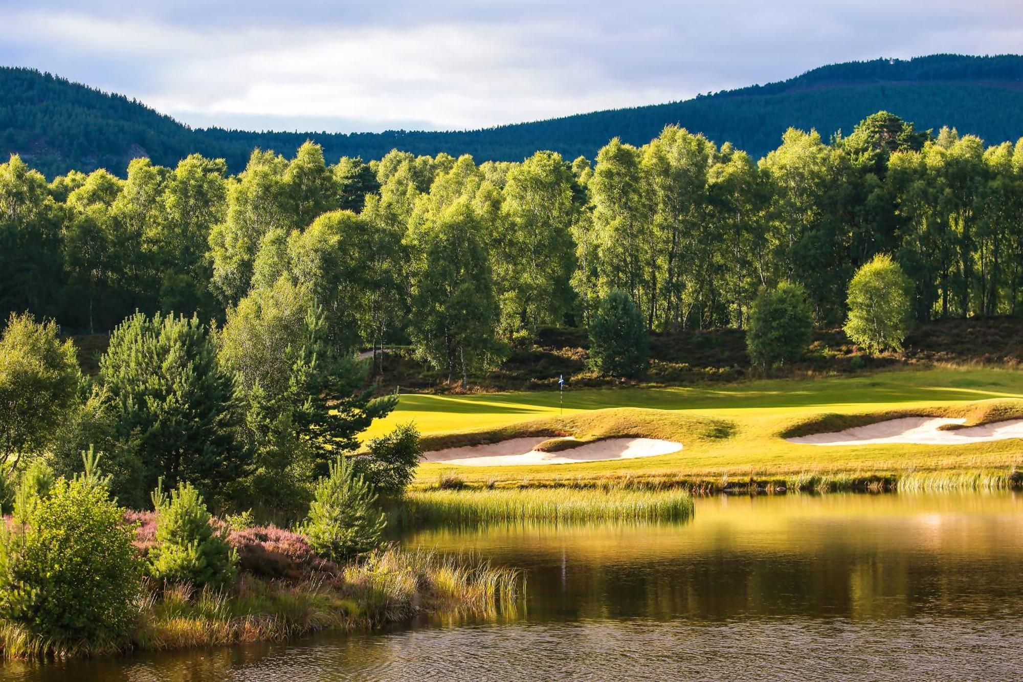 Macdonald Spey Valley Resort Aviemore Buitenkant foto